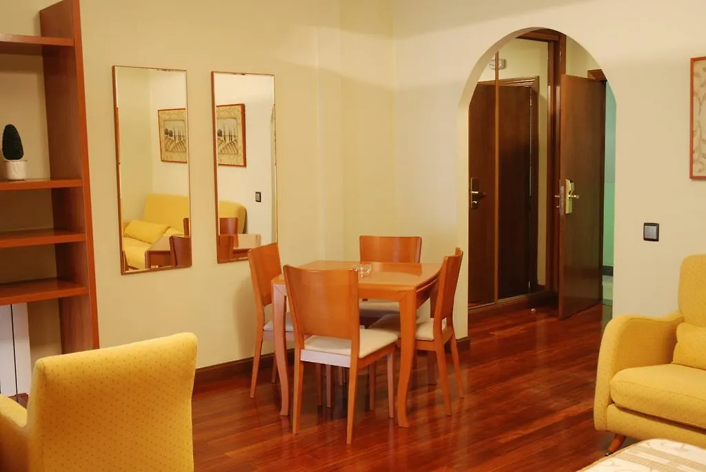 Hostal Los 5 Pinos Madrid Spanien